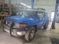 Toyota FJ Cruiser 1 поколение 2008г. 4.0 л., АКПП - фото №2