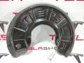 1045945-01-B Кожух тормозного диска Tesla Model S 2015г. - фото №3