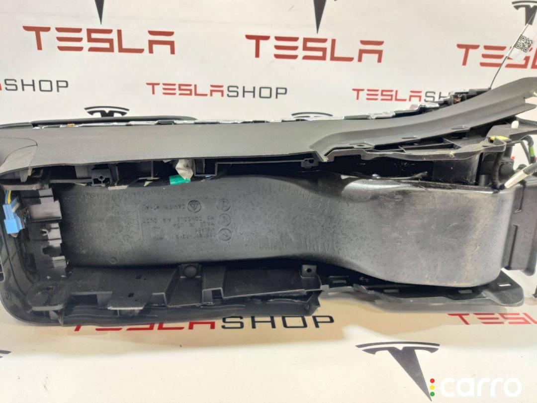 1536685-00-B, 1516036-00-B Центральная консоль Tesla Model Y - фото №4