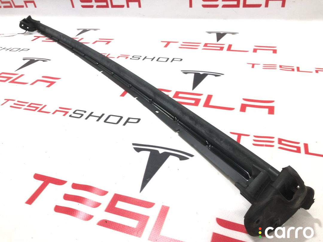 1072080-00-B, 1072080-80-D уплотнитель задний правый Tesla Model X 2019г. - фото №2