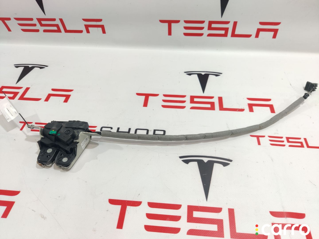1008186-00-B, 600665400B, A2127400335 замок багажника Tesla Model X 2016г. - фото №1