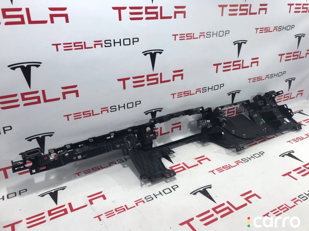 1563008-00-D Накладка декоративная на торпедо нижняя Tesla Model S 2-й рест 2021г. - фото №3