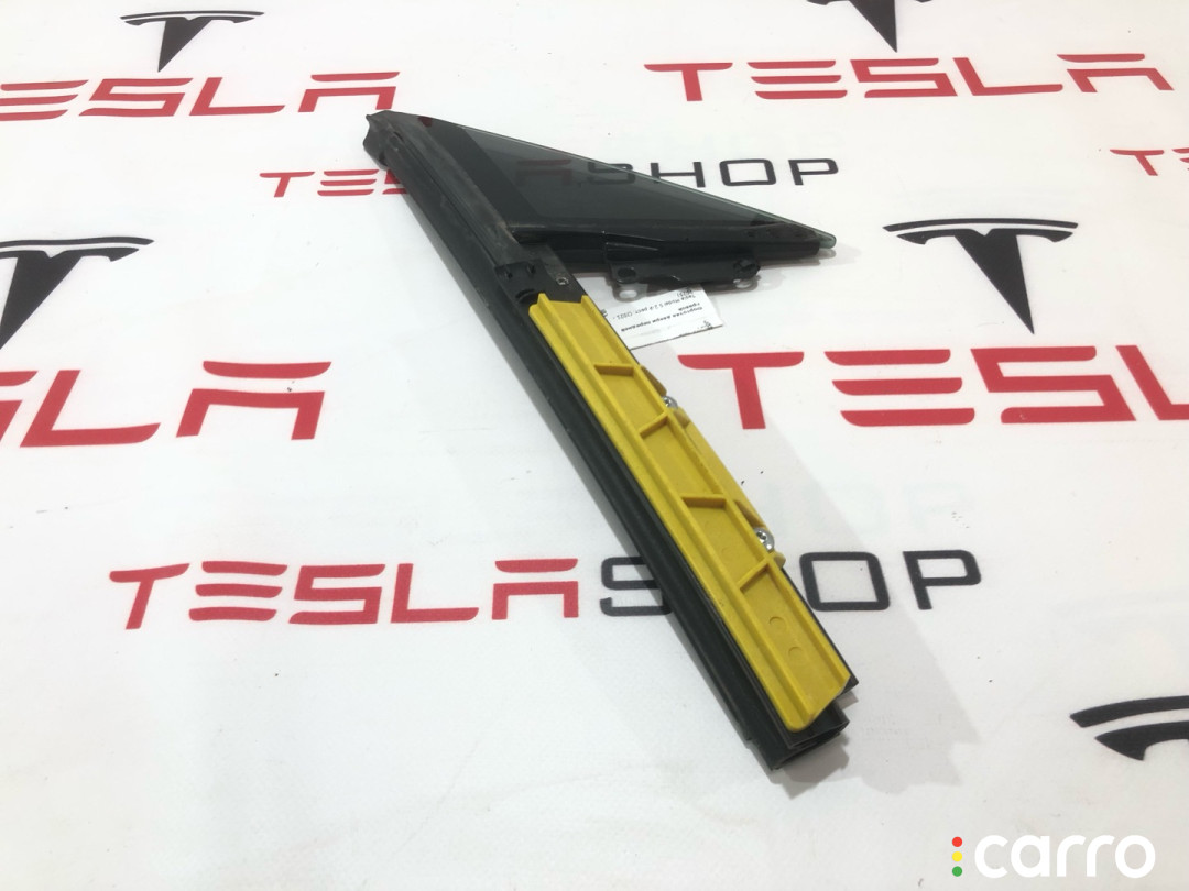 1821301-00-A, 1613862-00-A Форточка передней правой Tesla Model S 2-й рест - фото №1