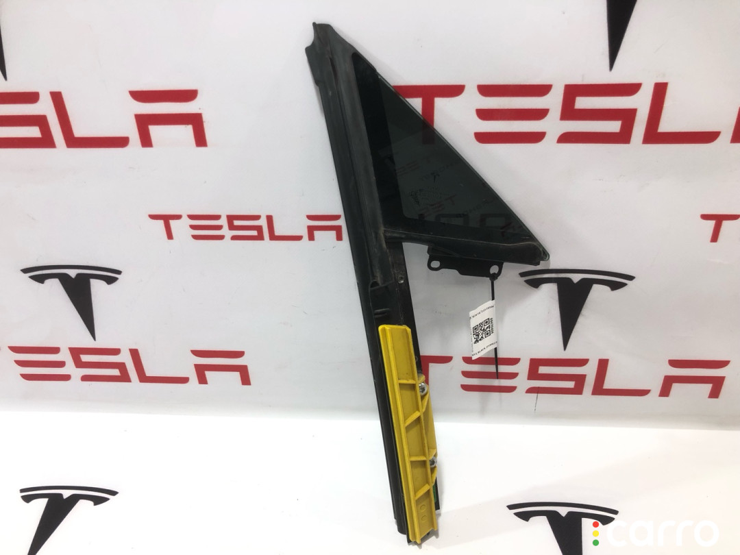 1821301-00-A, 1613862-00-A Форточка передней правой Tesla Model S 2-й рест - фото №2