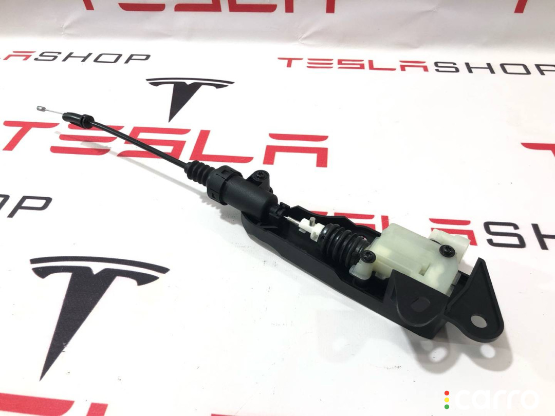 1098790-00-D Электропривод замка капота Tesla Model 3 2019г. - фото №1