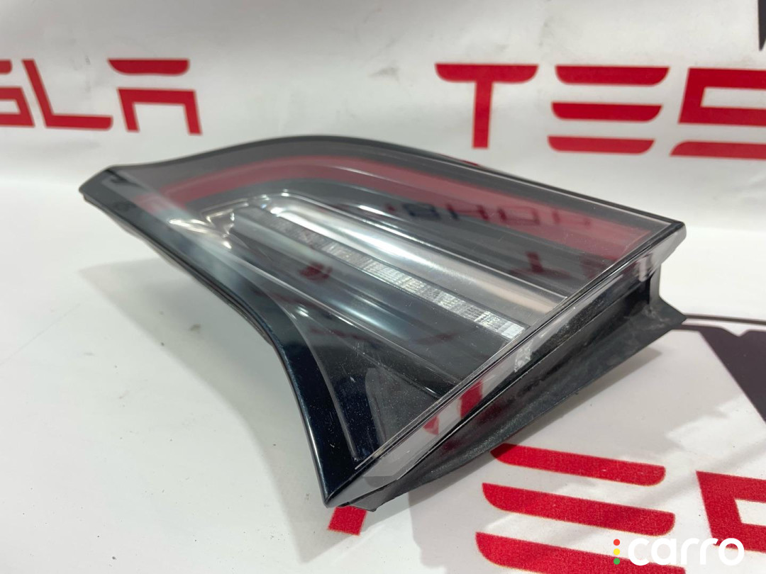 1077402-00-G фонарь крышки багажника правый Tesla Model 3 2019г. - фото №3