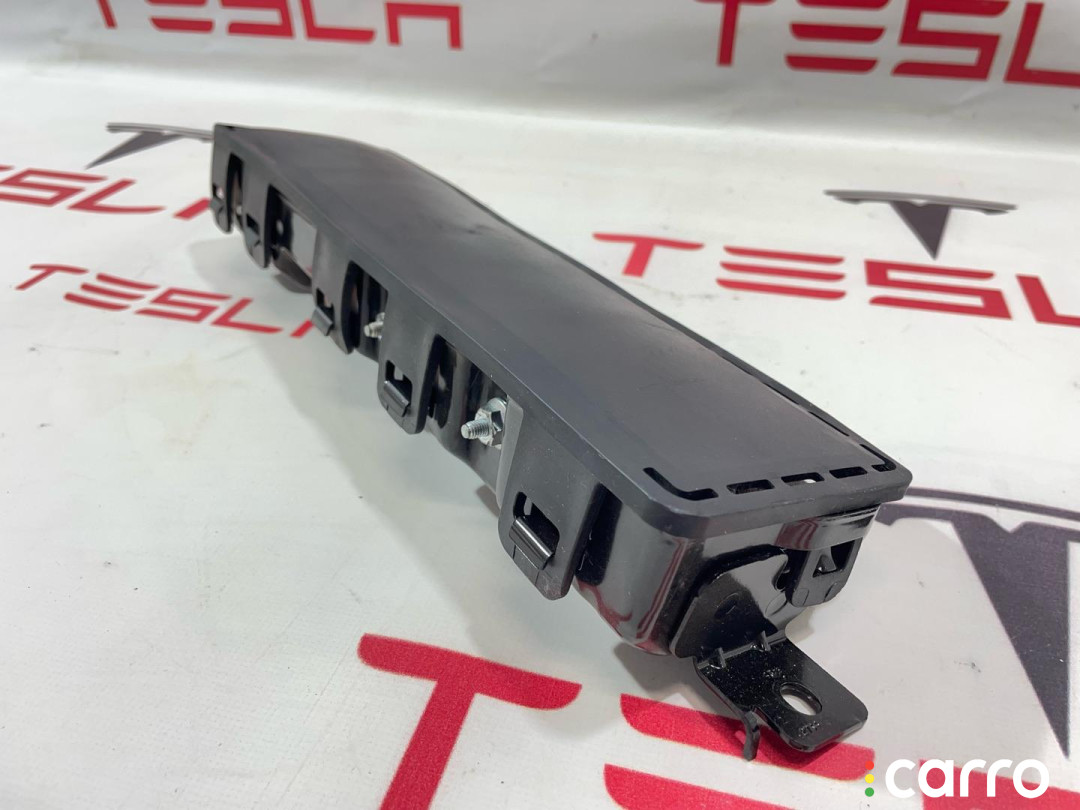 1005259-00-E Подушка безопасности коленная Tesla Model S 2015г. - фото №2