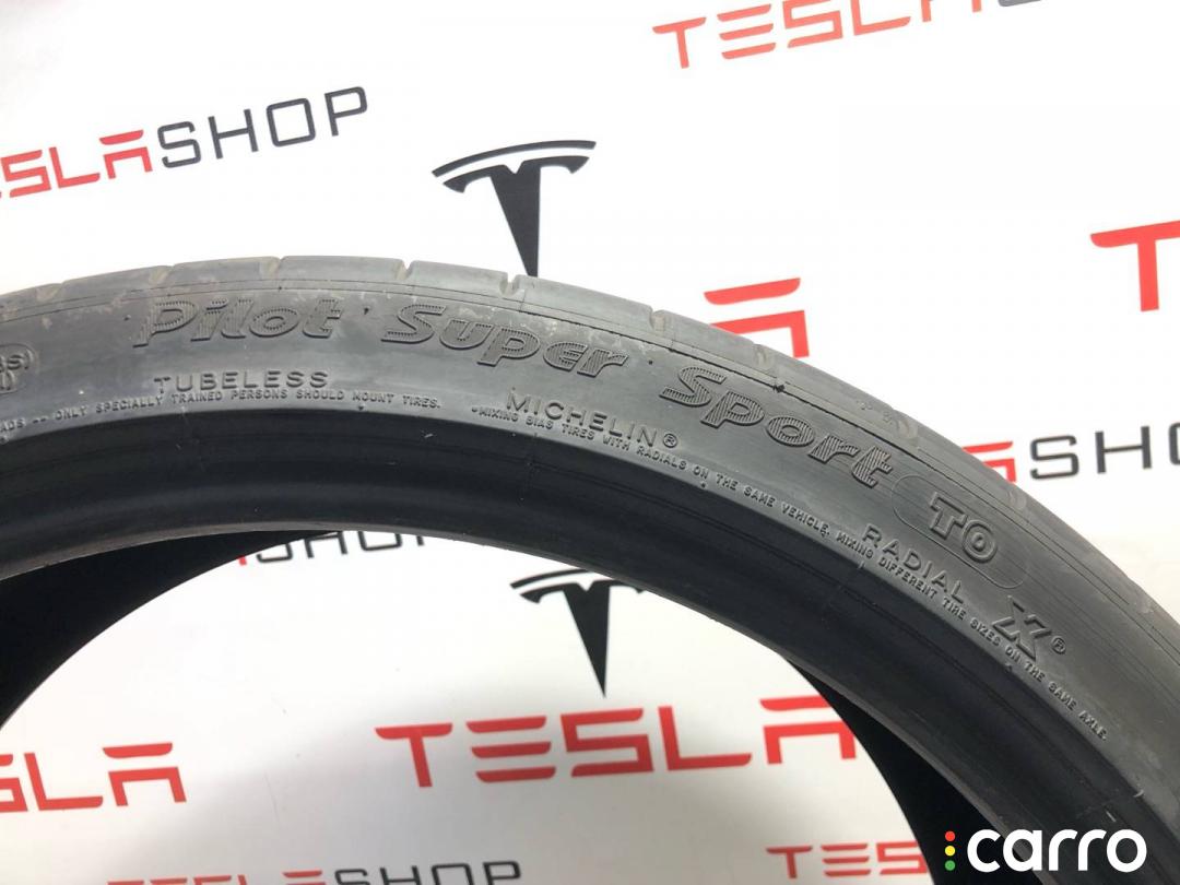 Шина Tesla Model S - фото №5