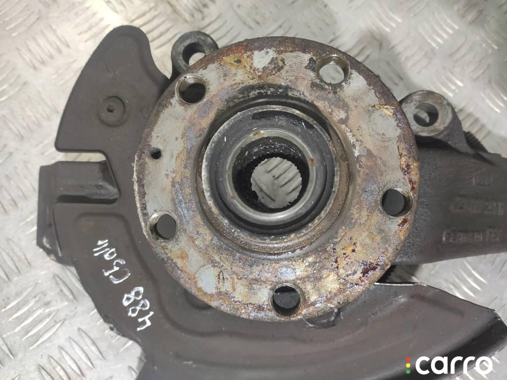 Кулак поворотный правый Audi A6 (C5) Allroad 2000-2006 купить б/у в ...