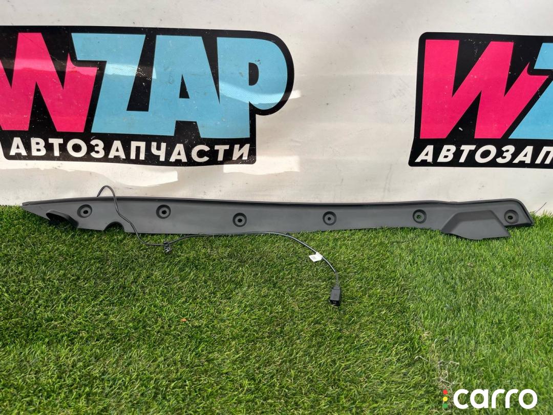 105630000C датчик закрытия крышки багажника Tesla Model X 1 поколение 2018г. - фото №1