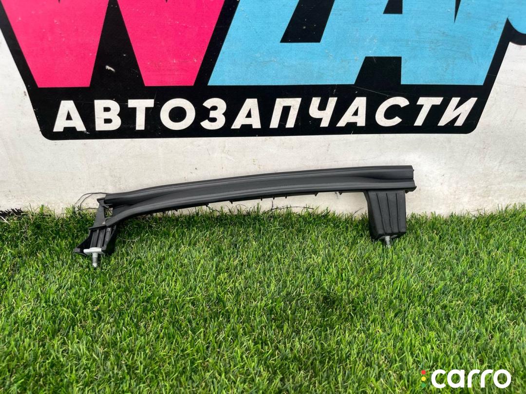 LB5BS21533AB направляющая стекла Ford Explorer 6 поколение U625 2020г. - фото №1