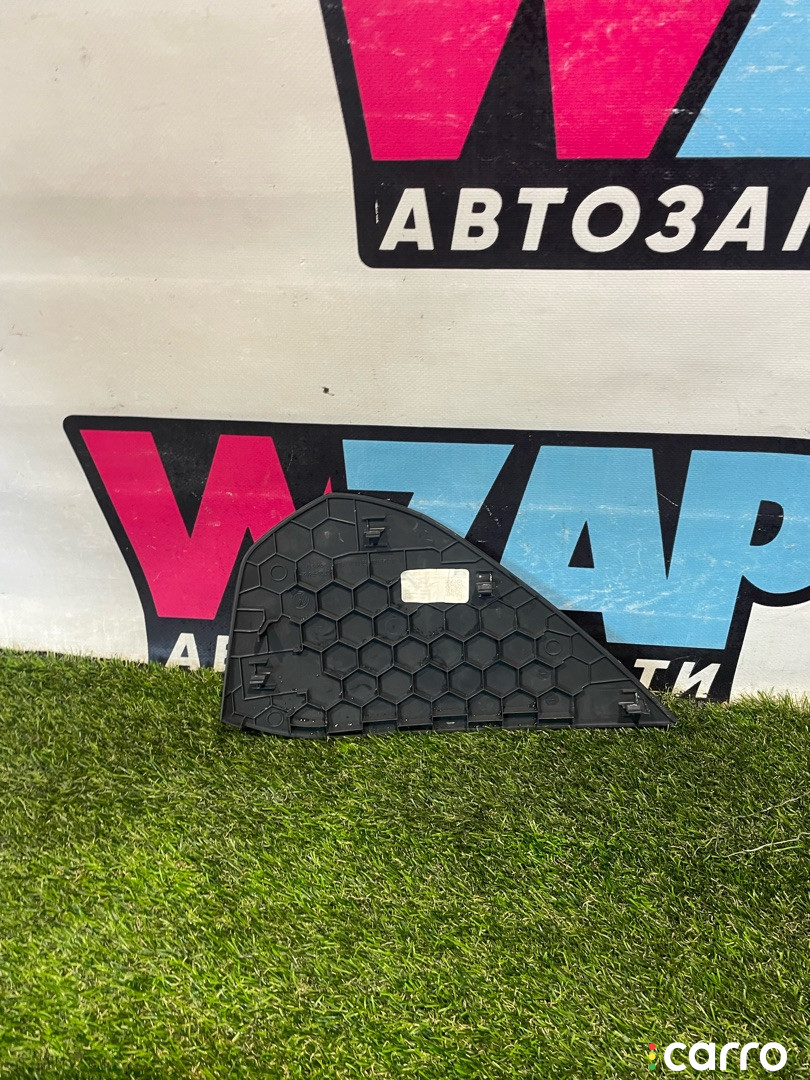 17B858218 заглушка в торпедо правая Volkswagen Jetta 7 поколение 2020г. - фото №5