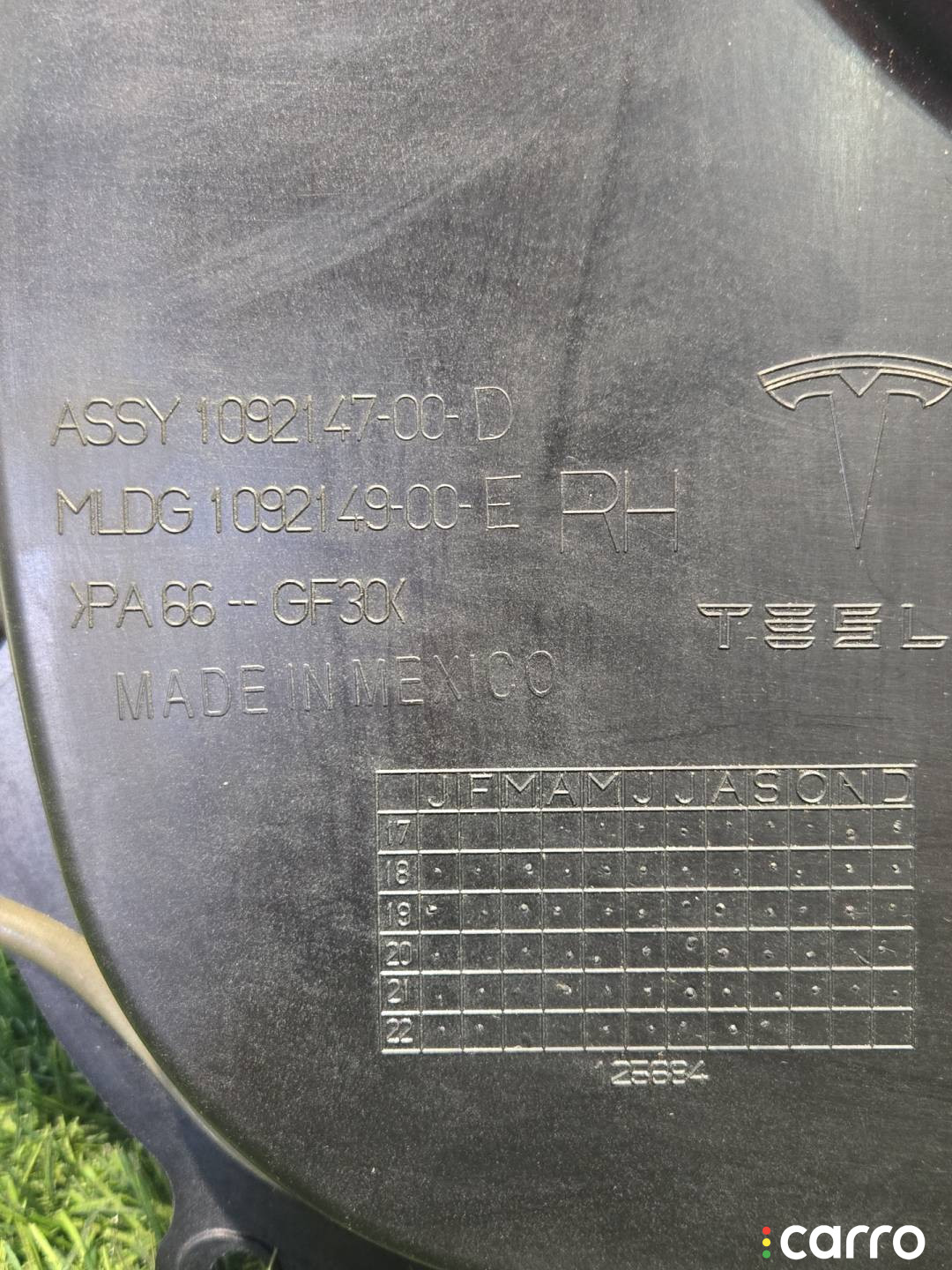 109214700D накладка двери внутренняя передняя правая Tesla Model 3 1 поколение 2022г. - фото №6
