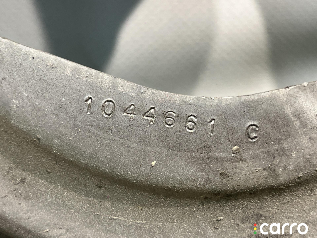1044661-C Кожух защитный тормозного диска Tesla Model 3 1 поколение 2022г. - фото №6