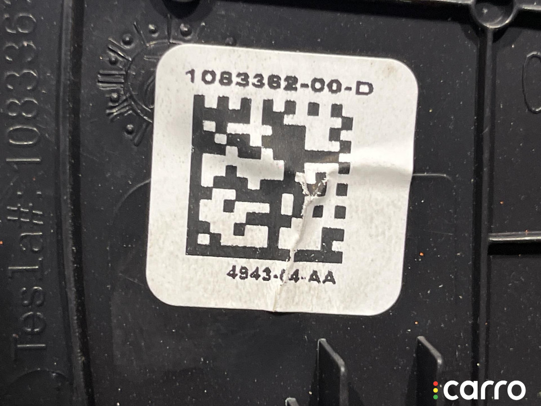 1083362-00-D заглушка в торпедо правая Tesla Model 3 1 поколение 2022г. - фото №5