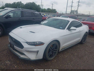 Ford Mustang 6 поколение S550 [рестайлинг] 2020г. 2.3 л. - фото №2