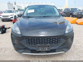 Ford Escape 4 поколение CX482 2021г. 1.5 л. - фото №8