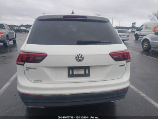 Volkswagen Tiguan 2 поколение 2020г. 2.0 л. - фото №3