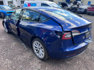 Tesla Model 3 1 поколение 2022г. - фото №9