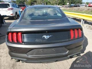 Ford Mustang 6 поколение S550 [рестайлинг] 2018г. 2.3 л. - фото №4