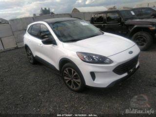 Ford Escape 4 поколение CX482 2021г. 1.5 л. - фото №1