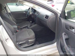 Volkswagen Jetta 6 поколение 2014г. 1.4 л. - фото №7