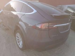 Tesla Model X 1 поколение 2018г. - фото №2