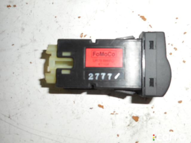 UR79666FO Кнопка корректора фар Mazda BT-50 2009г. - фото №2