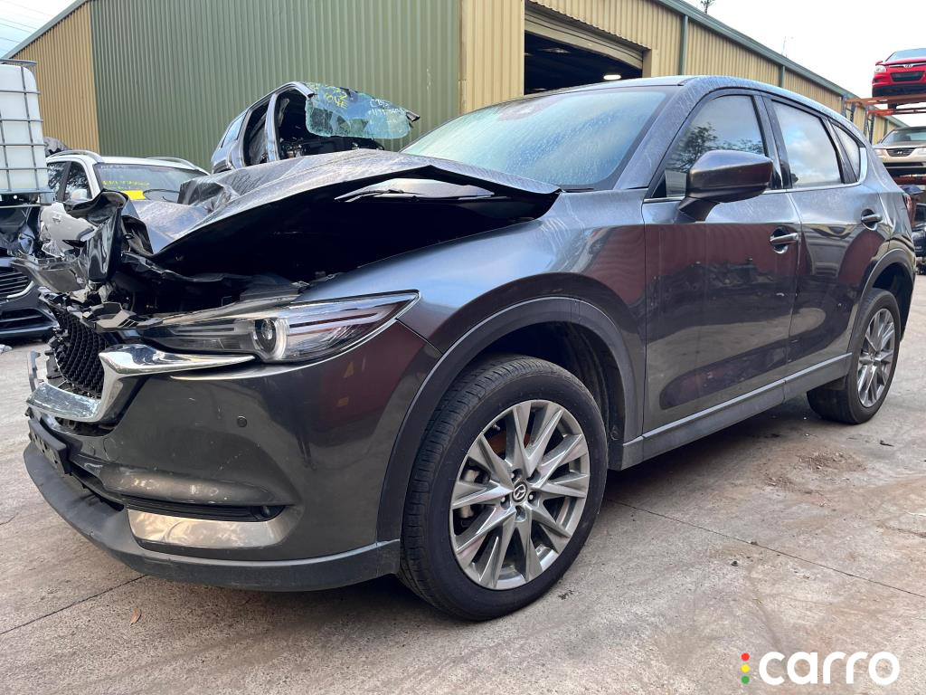 KB7W-50-640C Накладка стекла переднего правого Mazda CX-5 (KF) 2020г. - фото №3
