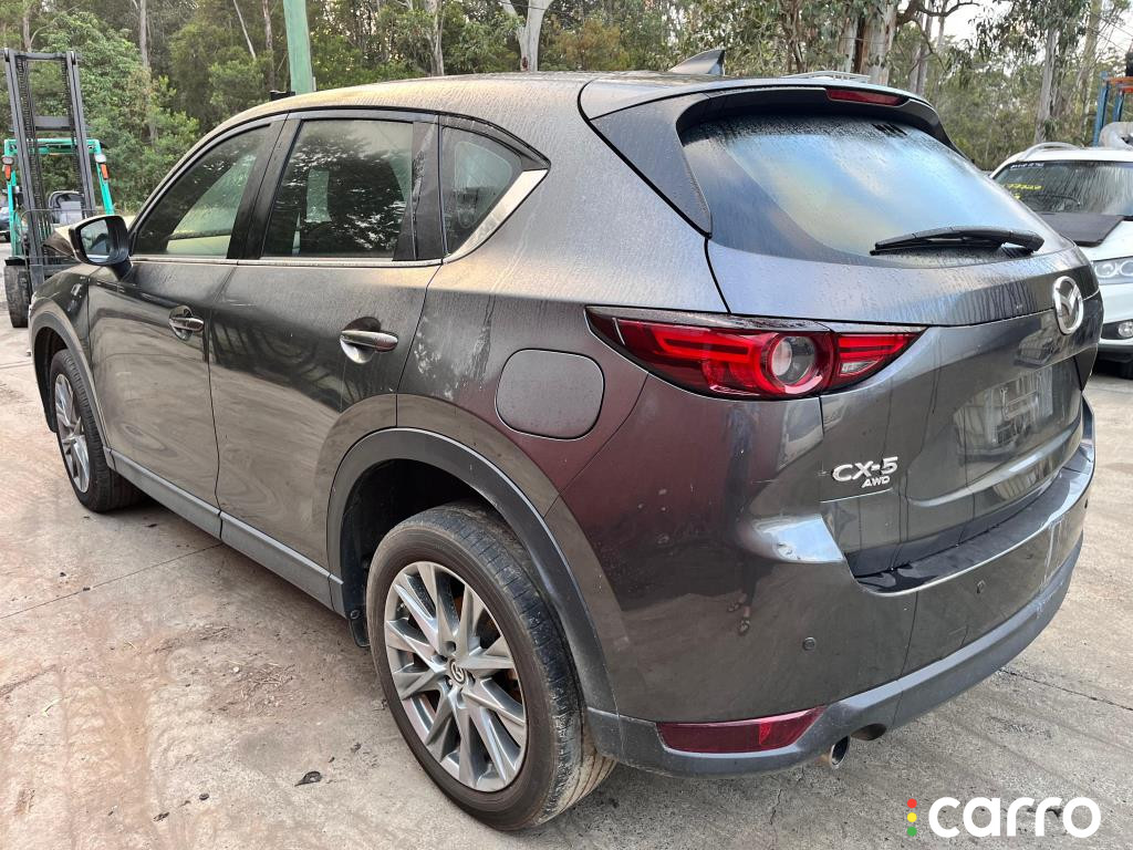 KB7W-50-640C Накладка стекла переднего правого Mazda CX-5 (KF) 2020г. - фото №12