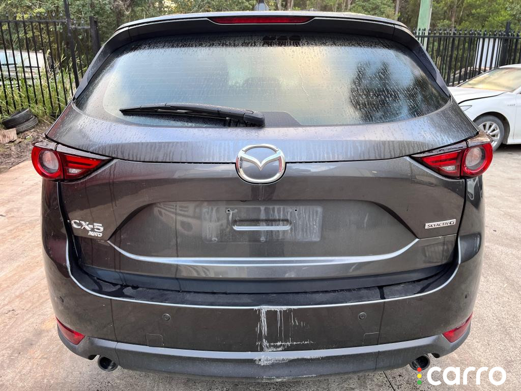 KB7W-50-640C Накладка стекла переднего правого Mazda CX-5 (KF) 2020г. - фото №13