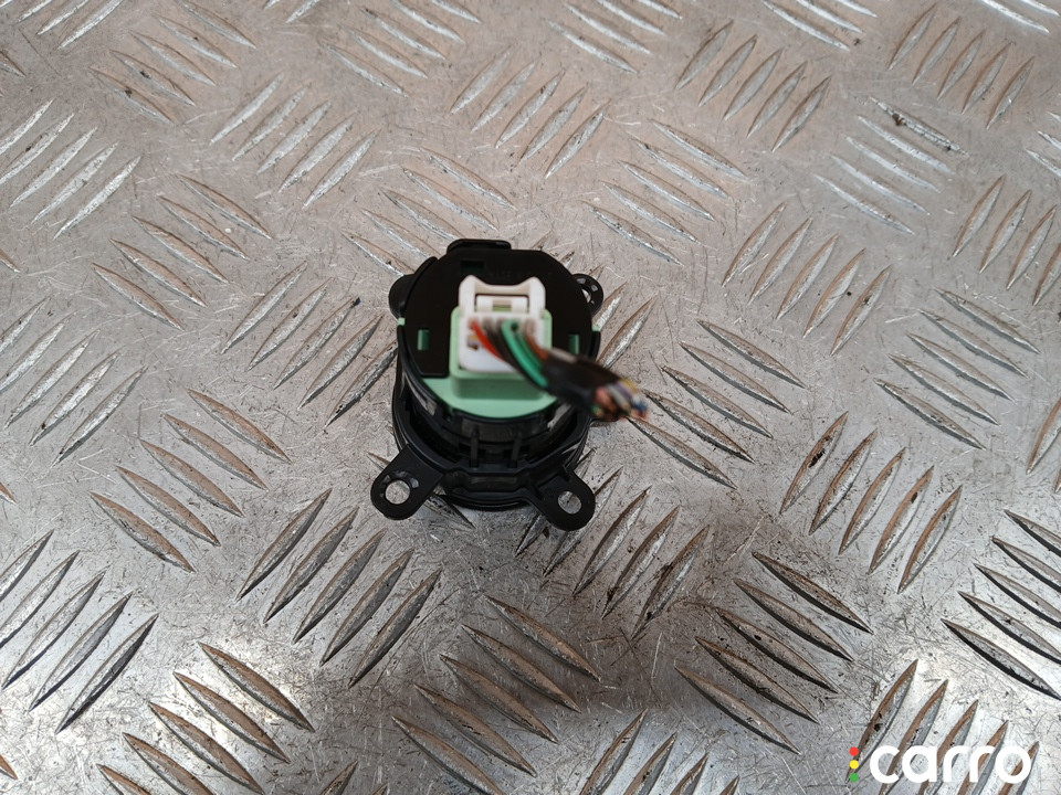 K123663S0 Кнопка многофункциональная Mazda CX-5 (KF) 2018г. - фото №2