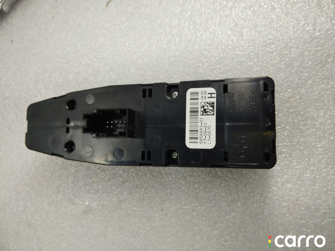 5A5AAA3 кнопка стеклоподъемника BMW 5 G30/G31 - фото №2