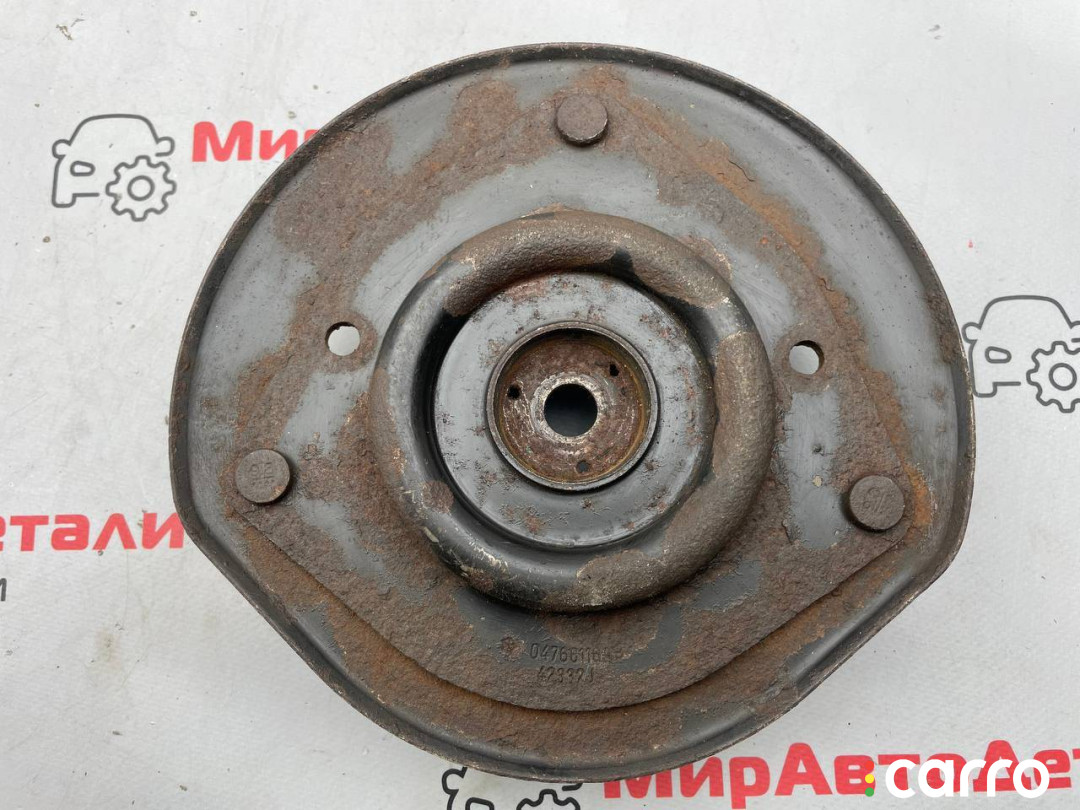 04766116AA опора амортизатора верхняя (чашка) Dodge Caravan 4 поколение 2002г. - фото №3