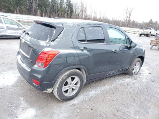 Chevrolet Trax 1 поколение [рестайлинг] 2019г. 1.4 л. - фото №2