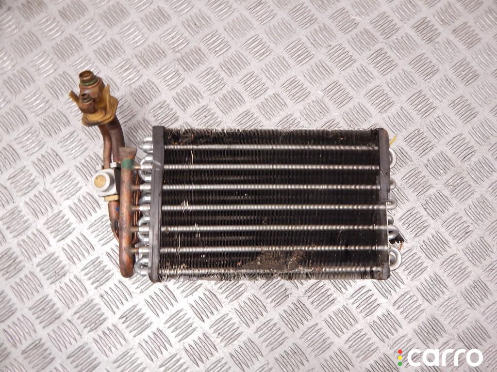 64118391356, 8391356, 64111393213, 1393213 Испаритель кондиционера BMW 3-series (E36) 1999г. - фото №1