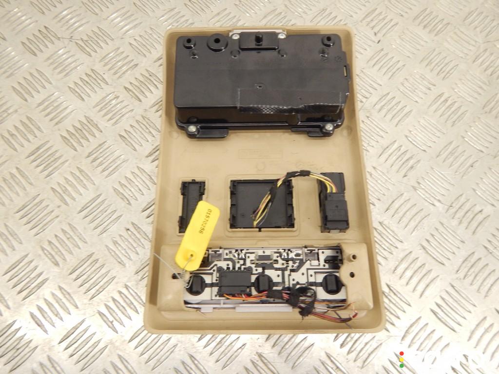 63318364929, 63316962046, 8364929, 6962046 Фонарь салона (плафон) BMW X5-series (E53) 2000г. - фото №2