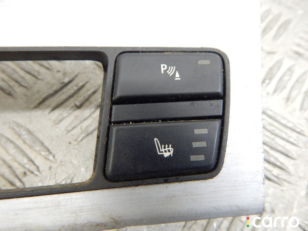 Кнопка подогрева сидений BMW 5-series (E60/61) 2007г. - фото №3