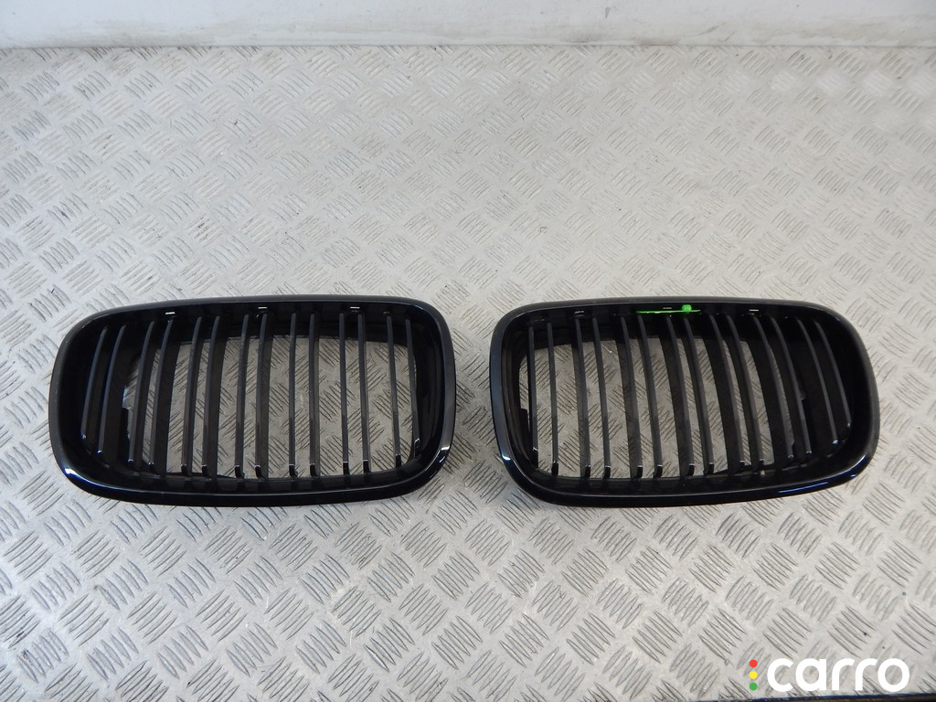 Решетка радиатора BMW X5-series (E70) 2008г. - фото №1