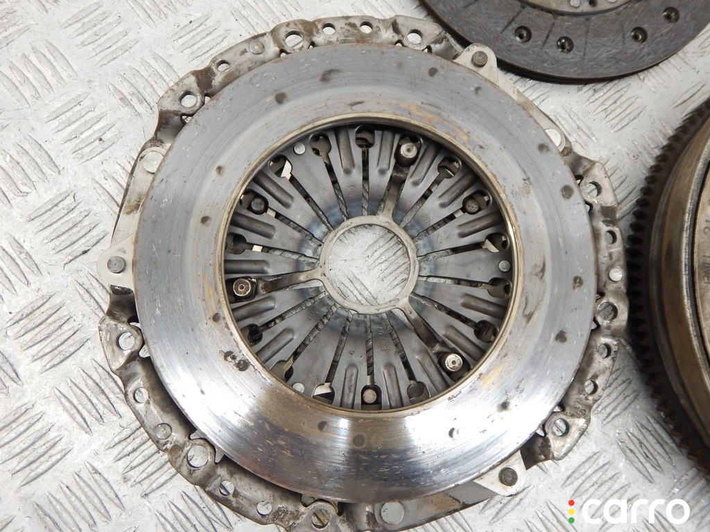 21207637279, 7637279, 7577479, 7567829, 21207577479, 21207567829 Маховик BMW 1-series (E87) 2009г. - фото №2