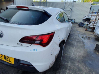 Opel Astra J 2012г. 1.4 л., A 14 NET - фото №5