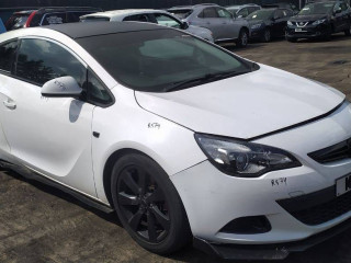 Opel Astra J [рестайлинг] 2013г. 1.4 л., A 14 NET - фото №1