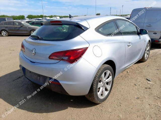 Opel Astra J [рестайлинг] 2013г. 1.4 л., A 14 NEL - фото №5