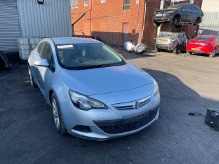 Opel Astra J [рестайлинг] 2013г. 1.4 л., A 14 NEL - фото №7