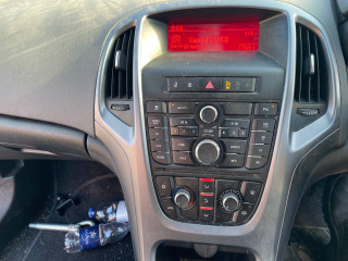 Opel Astra J [рестайлинг] 2013г. 1.4 л., A 14 NEL - фото №12