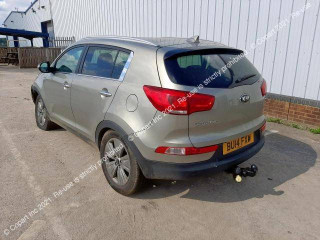 Kia Sportage 3 поколение [рестайлинг] 2014г. 2.0 л., D4HA - фото №4