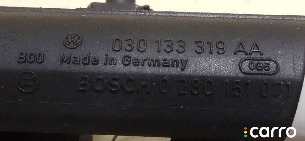BOSCH, 030133319AA, 0280155919, 0280151071, 9671612899EF, 0435170160 топливная рампа Volkswagen Polo 3 поколение 2000г. - фото №3