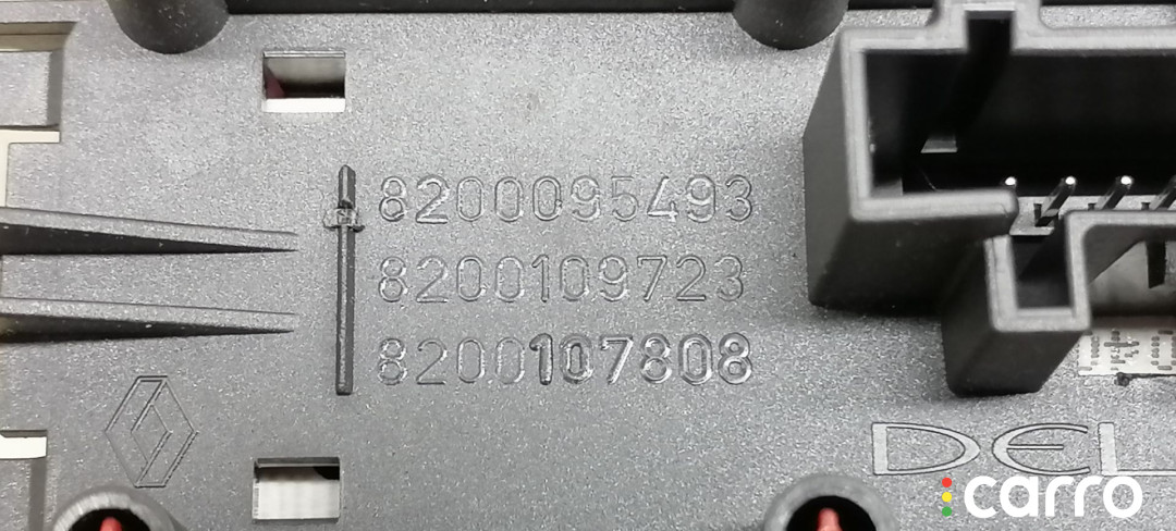 8200095493, 8200109723, 8200107808, 88040002, 88040001, 88040003 кнопка аварийной сигнализации Renault Megane 2 поколение 2004г. - фото №4