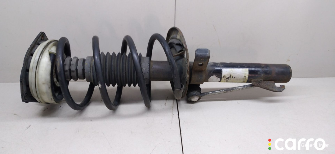 8200663650, 4213-9943-SX стойка амортизатора передняя левая Renault Megane 2 поколение 2005г. - фото №1