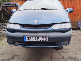 Renault Espace 3 поколение 2000г. 2.2 л. - фото №1